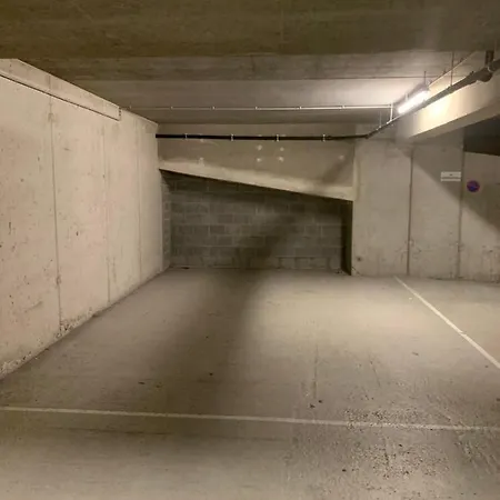 Apartment Ruim Vlakbij Zee Met Parking