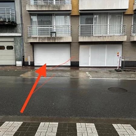 Ruim Vlakbij Zee Met Parking Apartment Knokke-Heist